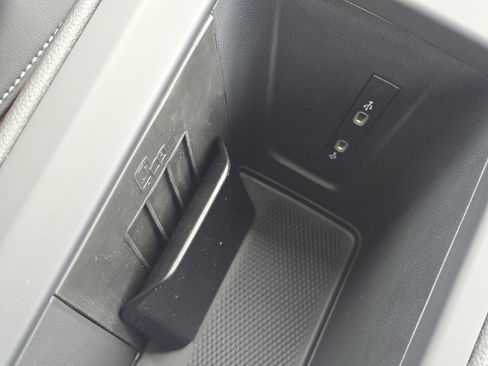 New 2026 Volkswagen Tiguan SE image 27