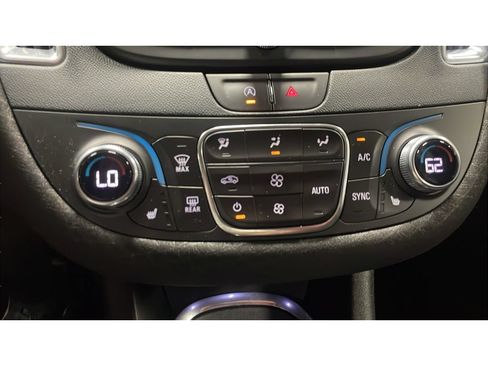 Used 2021 Chevrolet Malibu LT FWD image 14