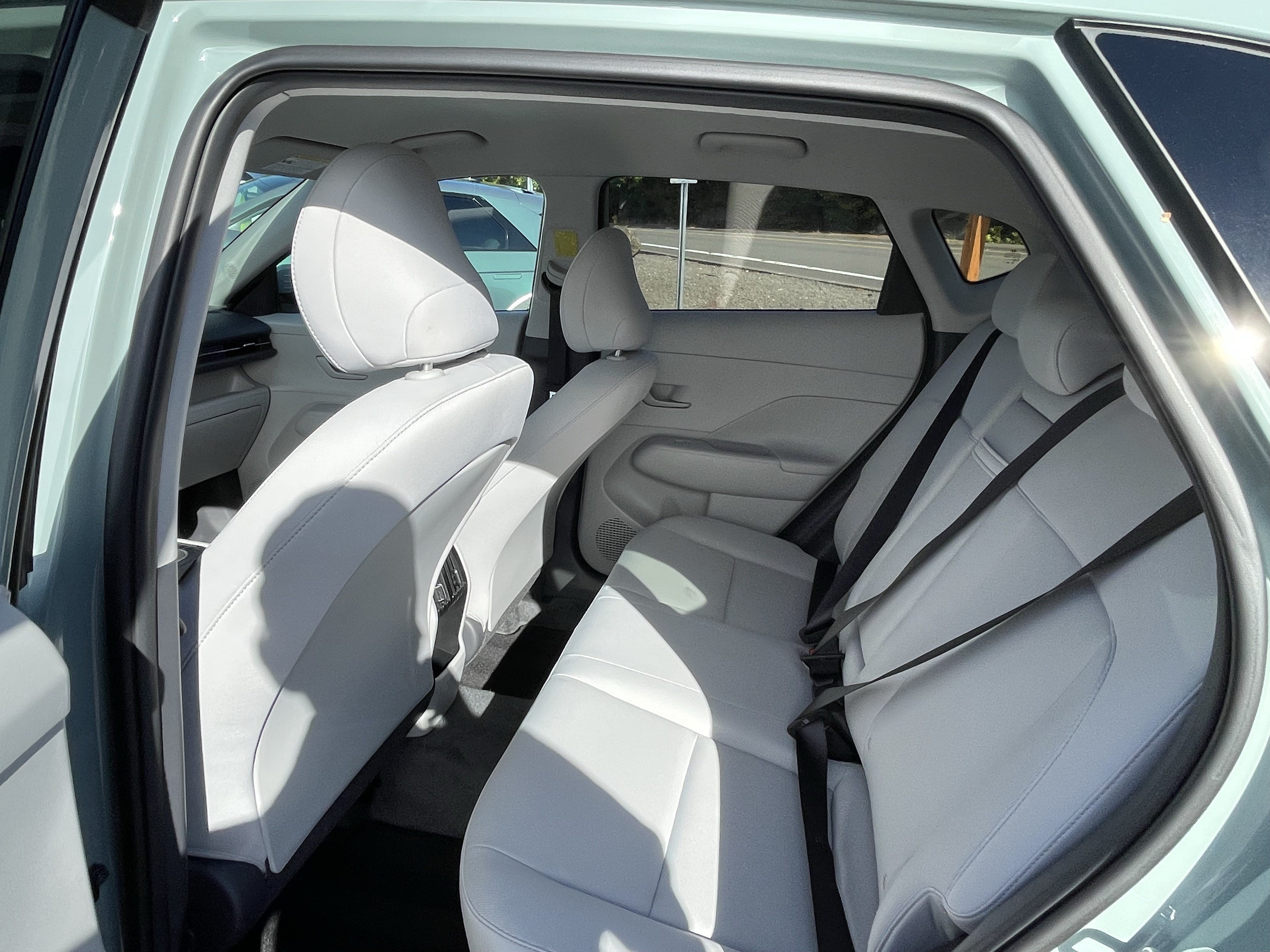Used 2025 Hyundai Kona SEL AWD/4WD image 14