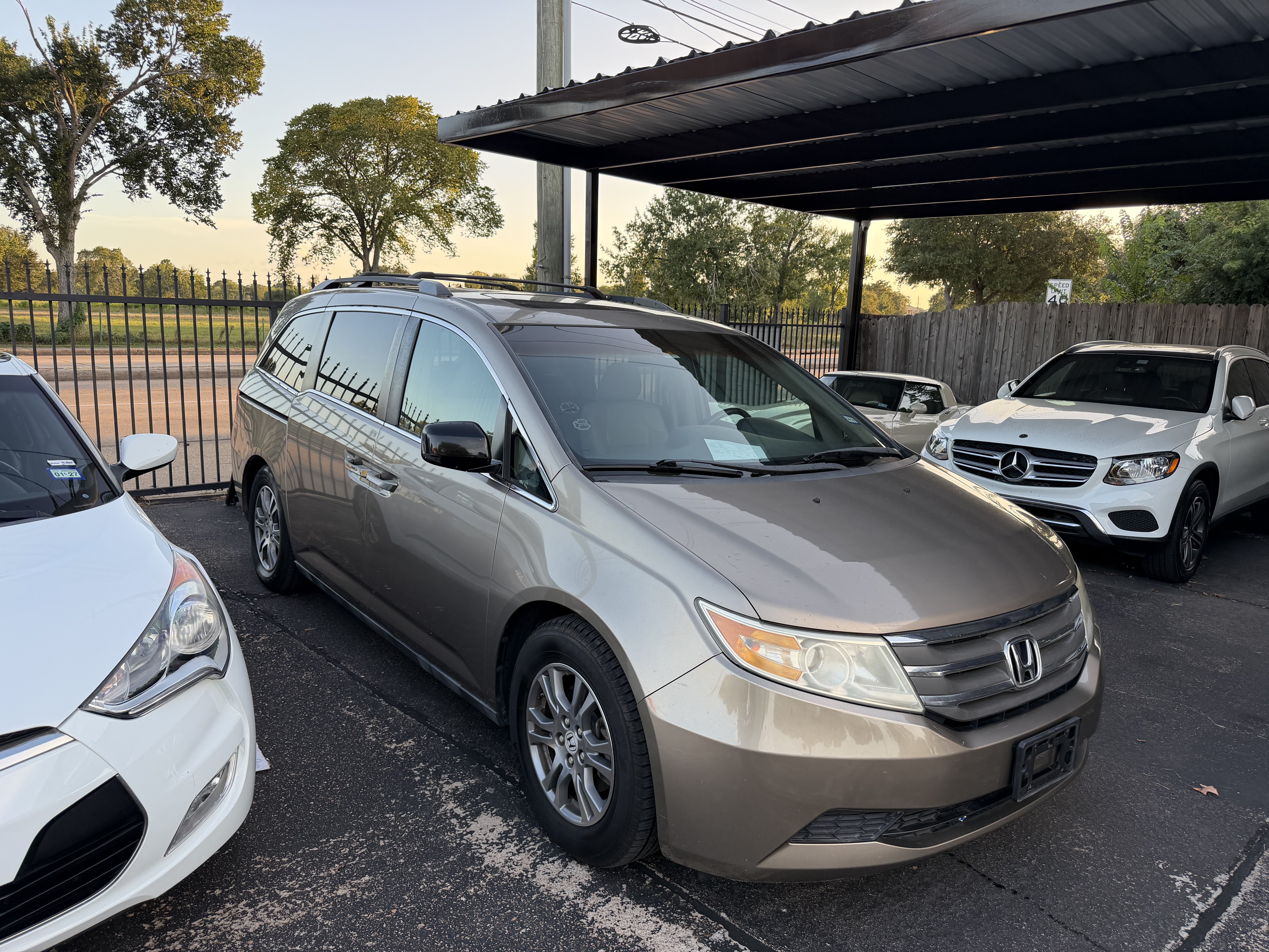 Used 2011 Honda Odyssey EX-L image 37