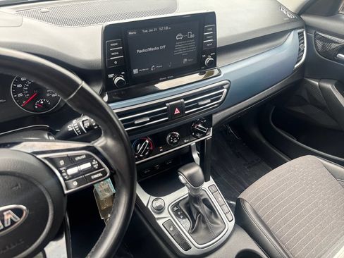 Used 2021 Kia Seltos S AWD/4WD image 21