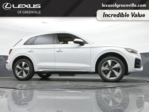 Used 2025 Audi Q5 2.0T Premium Plus w/ Premium Plus Package AWD/4WD image 33