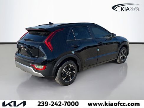 New 2026 Kia Niro EX image 5
