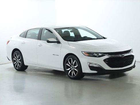 Used 2022 Chevrolet Malibu RS w/ LPO, Convenience Package 1 image 9