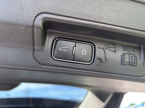 Certified 2025 Ford Explorer Active w/ Active Comfort Package AWD/4WD image 19