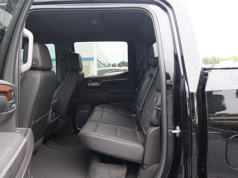 Used 2023 GMC Sierra 1500 Denali w/ Technology Package AWD/4WD image 35