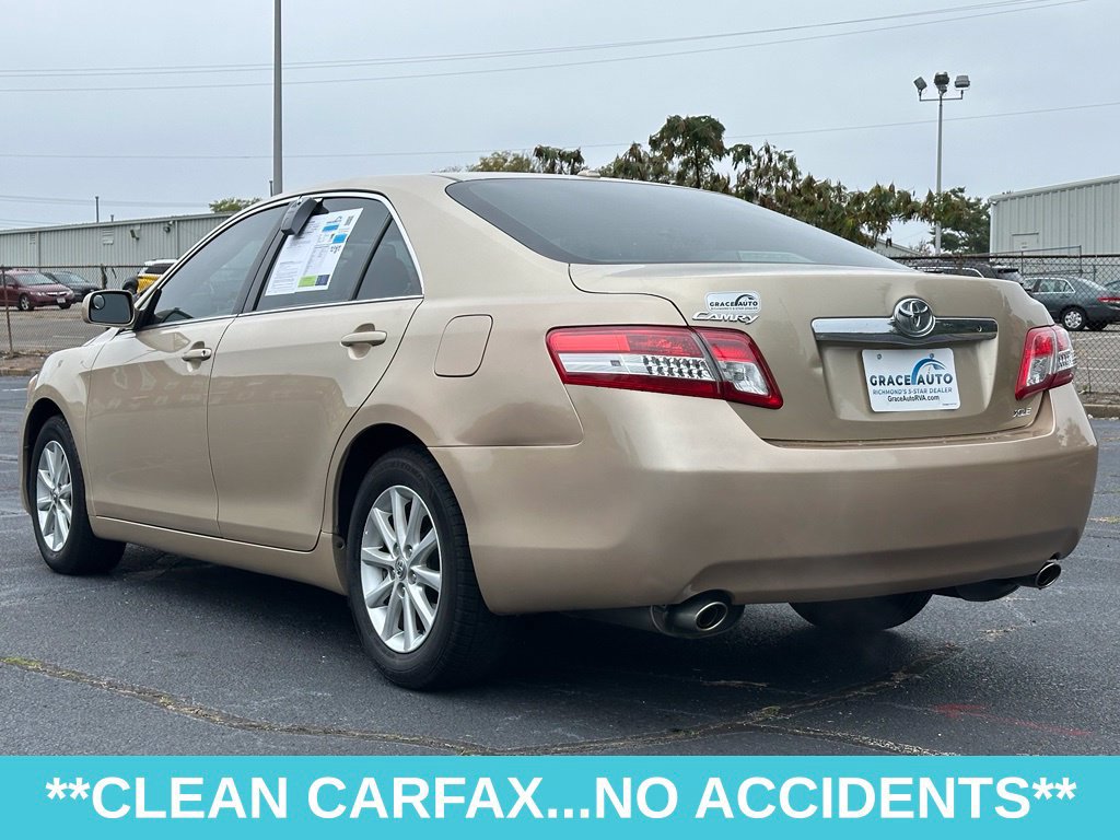 Used 2011 Toyota Camry XLE FWD image 7