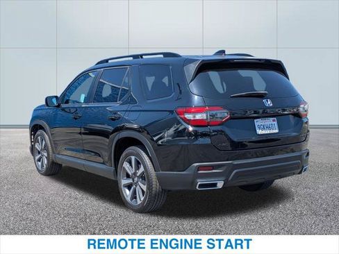Used 2023 Honda Pilot Sport image 9