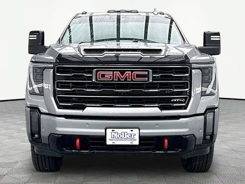 Used 2024 GMC Sierra 3500 AT4 w/ Technology Package AWD/4WD image 3