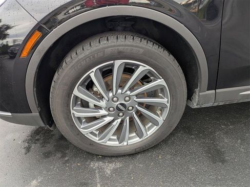 Used 2024 Lincoln Corsair Reserve w/ Equipment Group 201A image 13