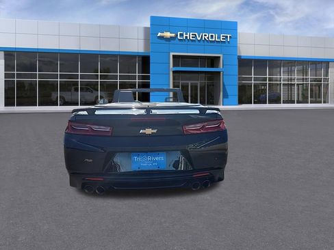 Used 2017 Chevrolet Camaro LT image 4