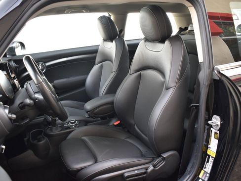 Used 2024 MINI Cooper SE FWD image 15