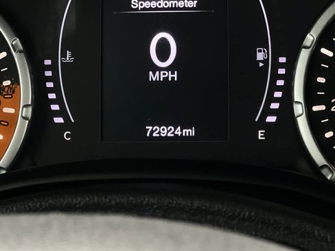 Used 2017 Jeep Renegade Latitude w/ Popular Equipment Group AWD/4WD image 26