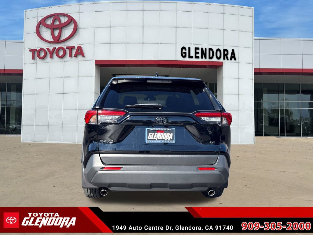 Certified 2025 Toyota RAV4 LE FWD image 9