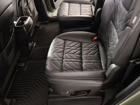 Used 2025 Kia Telluride EX X-Line image 13