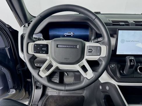 Used 2025 Land Rover Defender 110 S AWD/4WD image 12