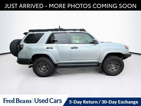 Used 2020 Toyota 4Runner Venture w/ Moonroof Package AWD/4WD image 11