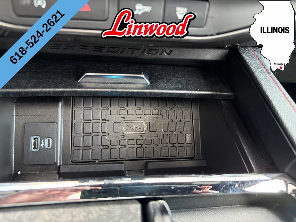 Used 2024 Ford Expedition Limited AWD/4WD image 32