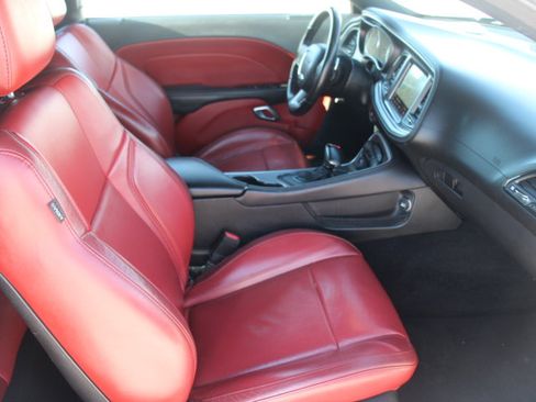 Used 2020 Dodge Challenger GT w/ Plus Package RWD image 15