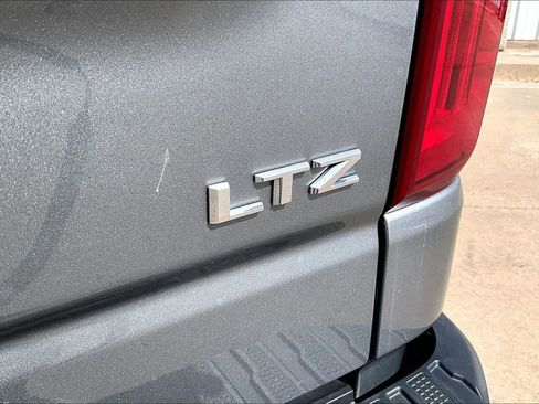 Used 2023 Chevrolet Silverado 1500 LTZ image 40