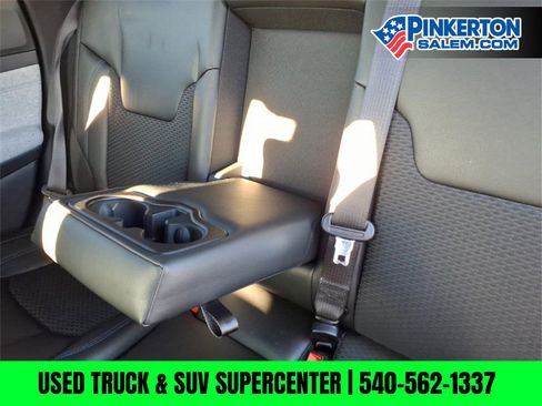 Used 2025 Jeep Compass Latitude image 31