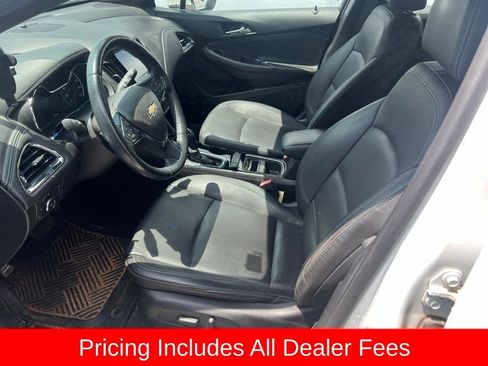 Used 2017 Chevrolet Cruze Premier FWD image 22