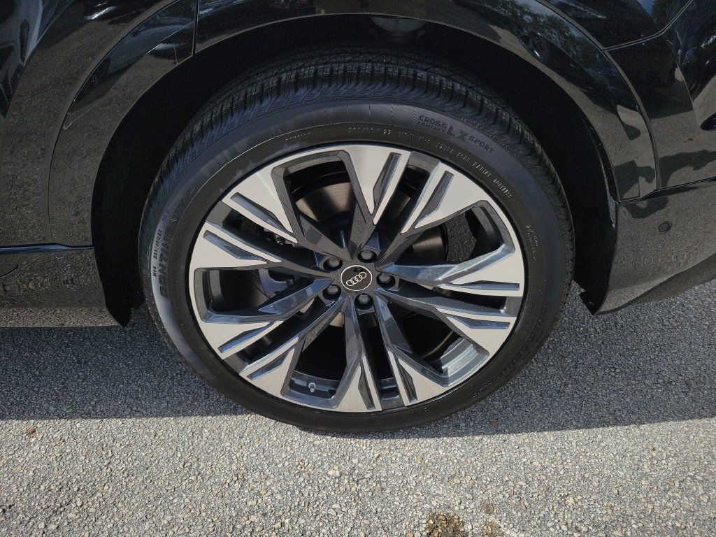 New 2026 Audi Q8 Premium Plus AWD/4WD image 29