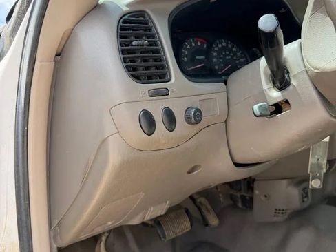 Used 2005 Toyota Tundra W/T AWD/4WD image 8