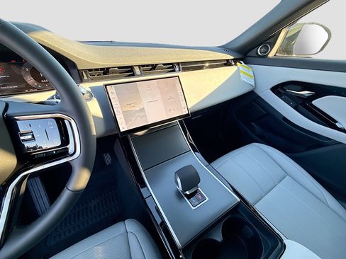 New 2026 Land Rover Range Rover Evoque S image 21