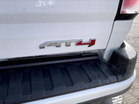 Used 2021 GMC Canyon AT4 w/ Trailering Package image 8