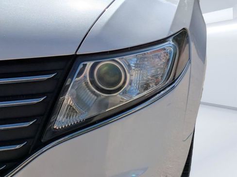 Used 2018 Lincoln MKT AWD w/ Technology Package image 9