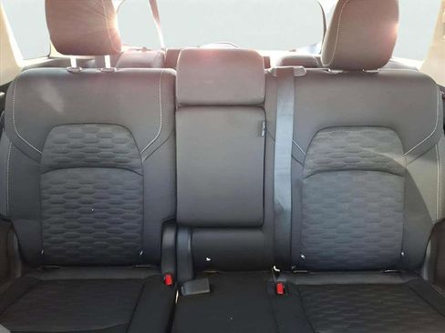 Used 2023 Nissan Pathfinder SV image 19