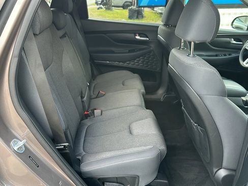 Used 2019 Hyundai Santa Fe SEL image 18