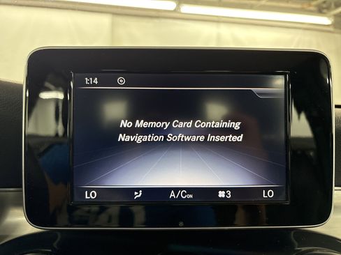 Used 2015 Mercedes-Benz C 300 Sedan image 25