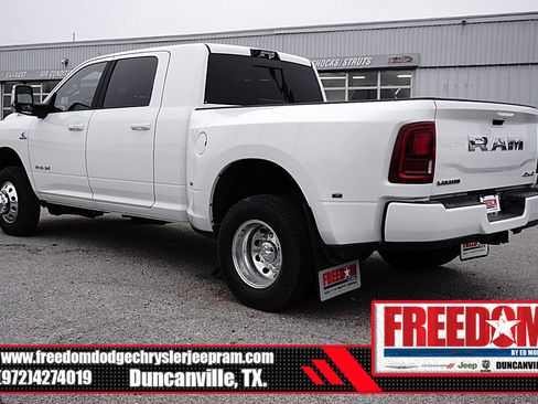 New 2026 RAM 3500 Laramie w/ Max Tow Package image 3