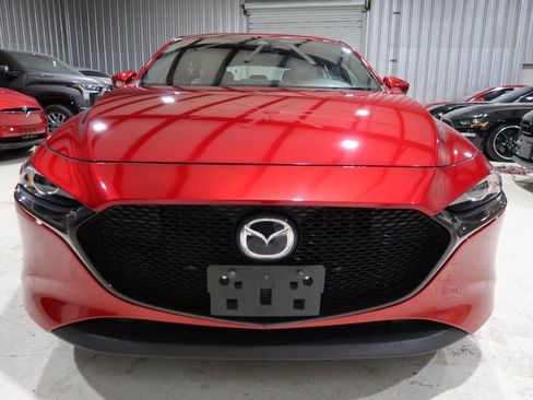 Used 2019 MAZDA MAZDA3 Hatchback FWD image 8