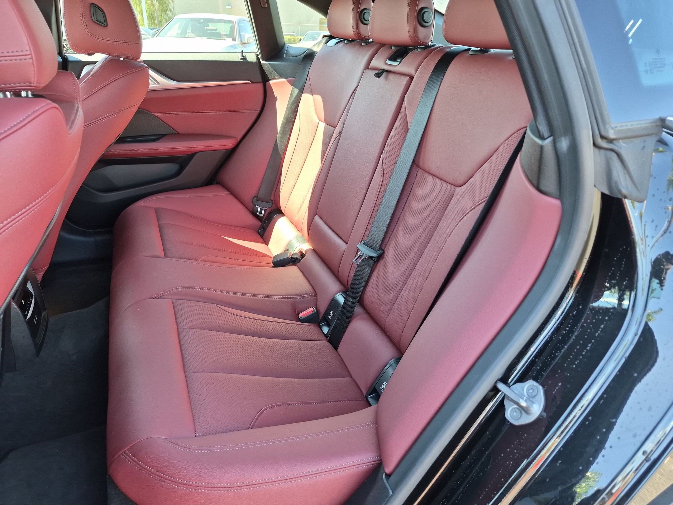 Used 2024 BMW i4 eDrive35 w/ Premium Package RWD image 31