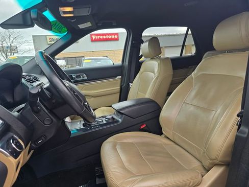 Used 2016 Ford Explorer Limited w/ Equipment Group 301A image 10
