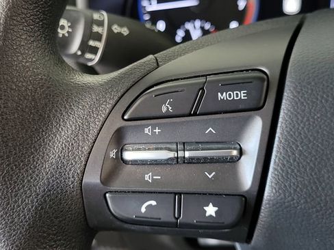 Used 2022 Hyundai Kona SEL image 26