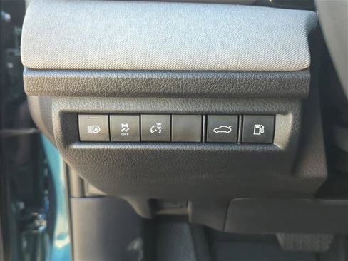 Used 2025 Toyota Camry LE w/ Convenience Package FWD image 13