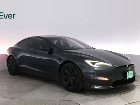 Used 2024 Tesla Model S image 13