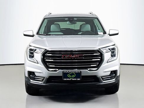 Certified 2022 GMC Terrain SLT AWD/4WD image 2