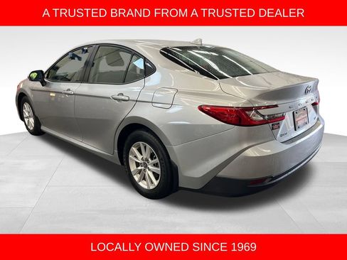 Certified 2025 Toyota Camry LE FWD image 3