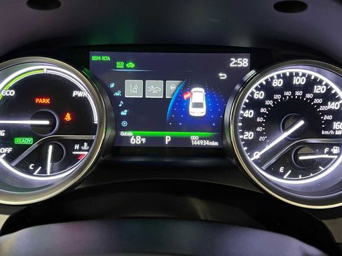 Used 2023 Toyota Camry XLE w/ Navigation Package FWD image 30