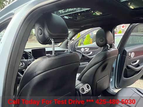 Used 2018 Mercedes-Benz GLC 300 4MATIC image 27
