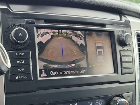 Used 2019 Nissan Titan PRO-4X w/ Pro-4x Convenience Package AWD/4WD image 31