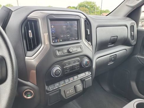 Certified 2025 Chevrolet Silverado 1500 Custom Trail Boss w/ LPO, Dark Essentials Package AWD/4WD image 28