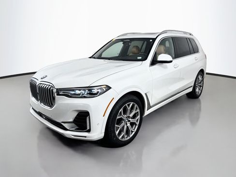 Used 2021 BMW X7 xDrive40i w/ Premium Package AWD/4WD image 3