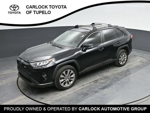 Used 2021 Toyota RAV4 XLE Premium image 36