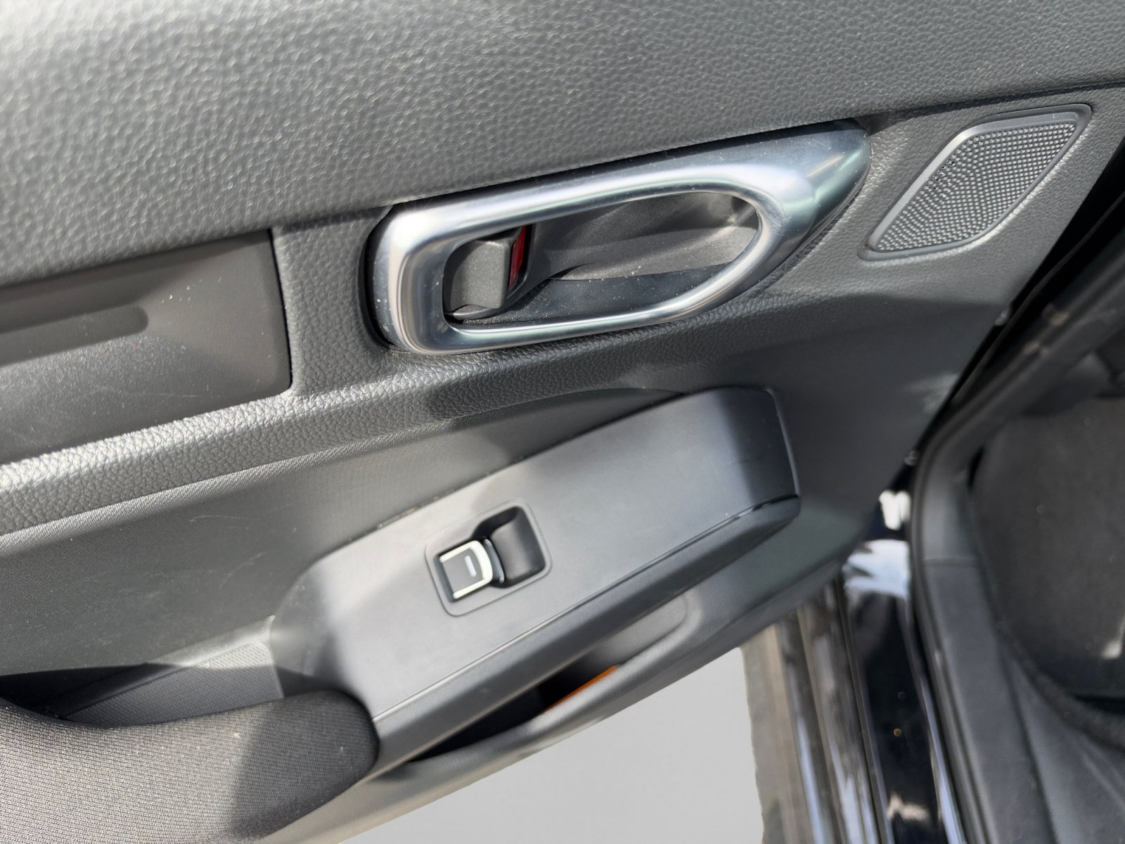 Used 2025 Honda Civic LX image 11